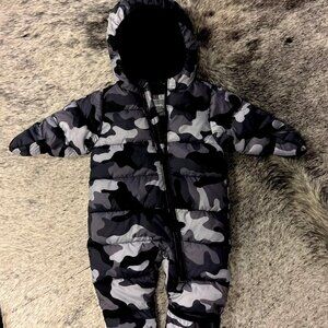 Michael Kors Black Camo Puffer Infant Snowsuit Size 0-6 Months